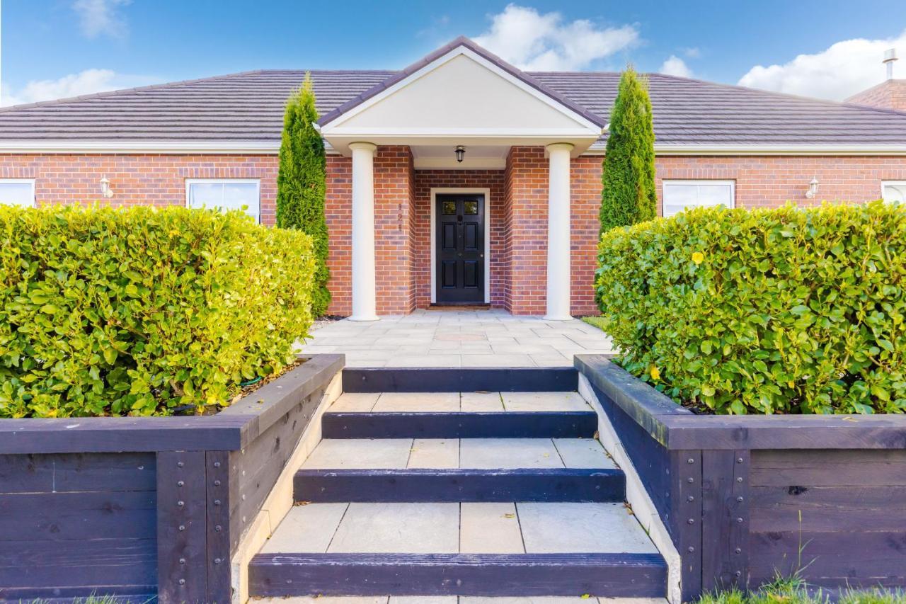 Sweet Magnolia 1 Or 2 Bedroom Suite St Kilda Cambridge With Complimentary Continental Breakfast Екстер'єр фото