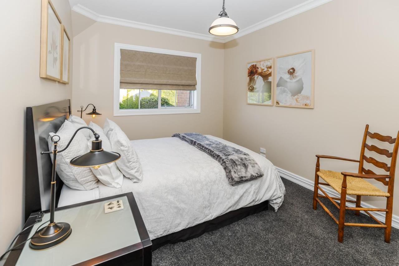 Sweet Magnolia 1 Or 2 Bedroom Suite St Kilda Cambridge With Complimentary Continental Breakfast Екстер'єр фото